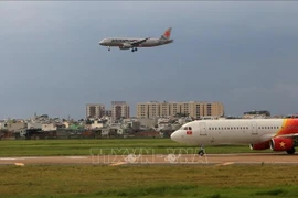 Tan Son Nhat airport’s runway to be closed for maintenance