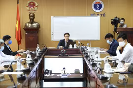Social distancing crucial to curbing pandemic: experts