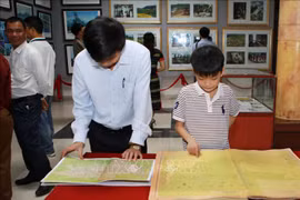 Quang Tri exhibition features Vietnam’s sovereignty over Hoang Sa, Truong Sa 