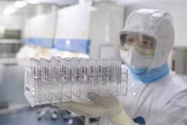  Vietnam starts human trials of COVID-19 vaccine