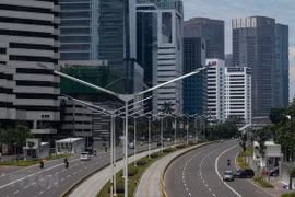 Indonesia borrows 7 billion USD to support COVID-19 fight