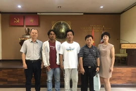 Vietnamese Embassy in Thailand receives rescued fishermen