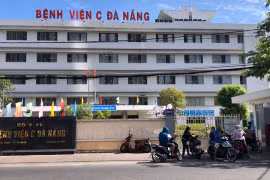 Five banks give Da Nang 1.07m USD for COVID-19 fight