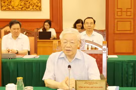 Party leader approves HCM City’s preparations for 11th municipal Party Congress 