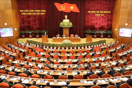 Socio-economic reports, plans delivered at Party Central Committee’s 13th session 