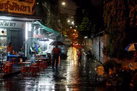 Thailand extends state of emergency for one month