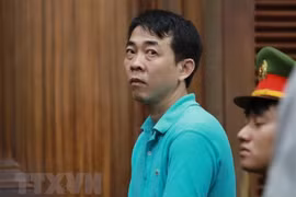 Fake cancer drugs appeal trial begins