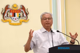 Defence ministers of Malaysia, China discuss cooperation