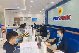 Banks in HCM City to continue supporting businesses