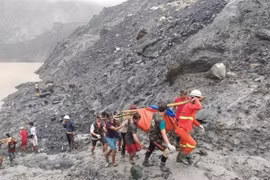 ASEAN Foreign Ministers offer condolences to Myanmar over jade mine disaster 