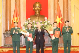 Military officers promoted to Senior Lieutenant General
