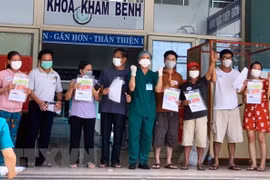  Ten more patients in Da Nang recover from COVID-19 