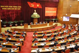 Top leader chairs national cadres conference 