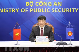 Vietnam playing active role in ASEAN transnational crime combat: officer 