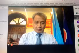 Vietnamese in Ukraine shows solidarity to cope with COVID-19