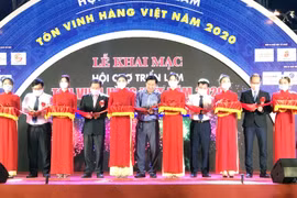 Trade fair honours Vietnamese goods