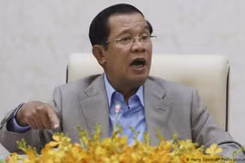 Cambodia starts crude oil production in southwestern waters 