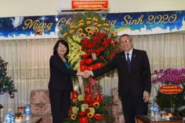 Vice President visits Evangelical Church of Vietnam (South)