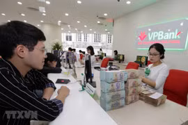Commercial banks expect SBV support to disburse capital, says expert