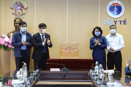 Vice President: Trust in Vietnam’s health sector boosted by pandemic fight