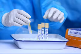 Hanoi speeds up PCR testing for returnees from Da Nang