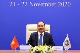 PM Nguyen Xuan Phuc attends virtual G20 Summit