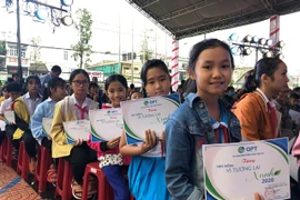 Flood-affected school students get scholarships