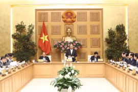 PM requests fighting Covid-19 virus, sluggish behaviors at work 