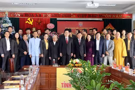 Front leader pays X-mas visits to Nghe An, Thai Binh provinces
