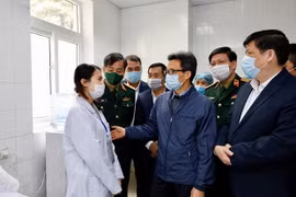 Deputy PM visits first COVID-19 vaccine trial volunteers