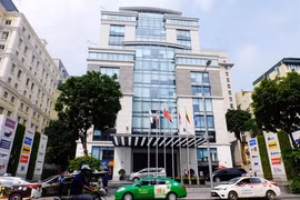 Foreign investors see opportunities in Hanoi office building