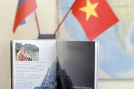 Russian book features modern, innovative Vietnam