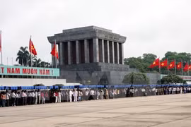Visits to Ho Chi Minh Mausoleum suspended over COVID-19 concerns
