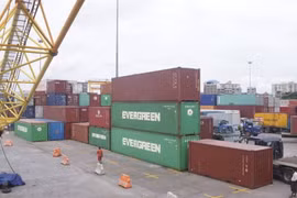 Myanmar’s foreign trade tops 2 billion USD in October