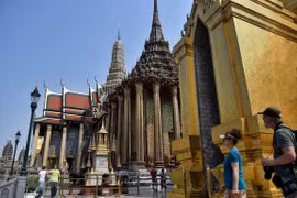 Thailand considers Safe & Sealed plan for foreign tourists