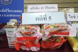 Thailand arrests two smuggling heroin in instant noodles