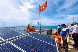 EVN SPC invests in solar power plant on Con Dao