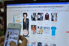 Online sales boom as Tet approaches