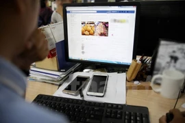 Cross-border e-commerce boosts firms’ export opportunities: Seminar