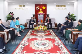 Binh Duong, Lao provinces boost ties 