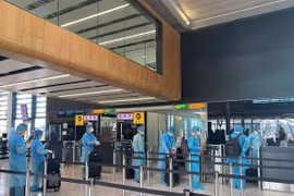 Nearly 240 Vietnamese citizens brought home from Philippines