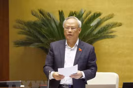 Lawmakers debate bills on HIV/AIDS control, Vietnamese guest workers