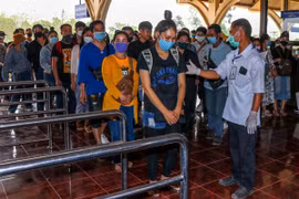 Laos calls on people to continue COVID-19 prevention measures