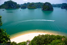 Quang Ninh tourism thrives thanks to infrastructure improvement