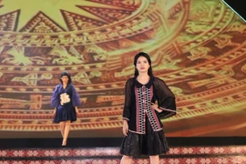 Brocade fashion show takes place in Dak Nong