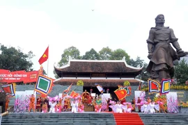 Unique traditional festivals of Hanoi attract foreign visitors
