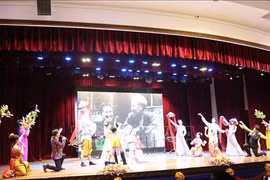 An art performance at the opening ceremony of the 19th Vietnam Culture Week in Cambodia (Photo: VNA)