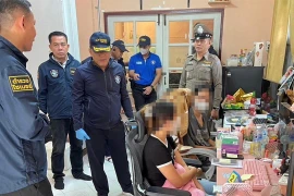 As many as 3,863 suspects are arrested in connection with various gambling-related offences (Photo: thethaiger.com)
