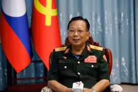 General Chansamone Chanyalath, Lao Deputy Prime Minister and Defence Minister (Photo: VNA)
