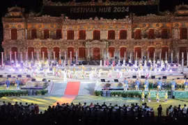 An art performance at the closing ceremony (Photo: VNA)